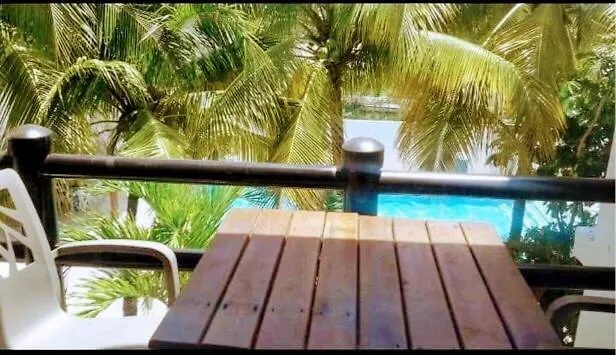 Amazing 2 Bedroom Steps From The Beach! *